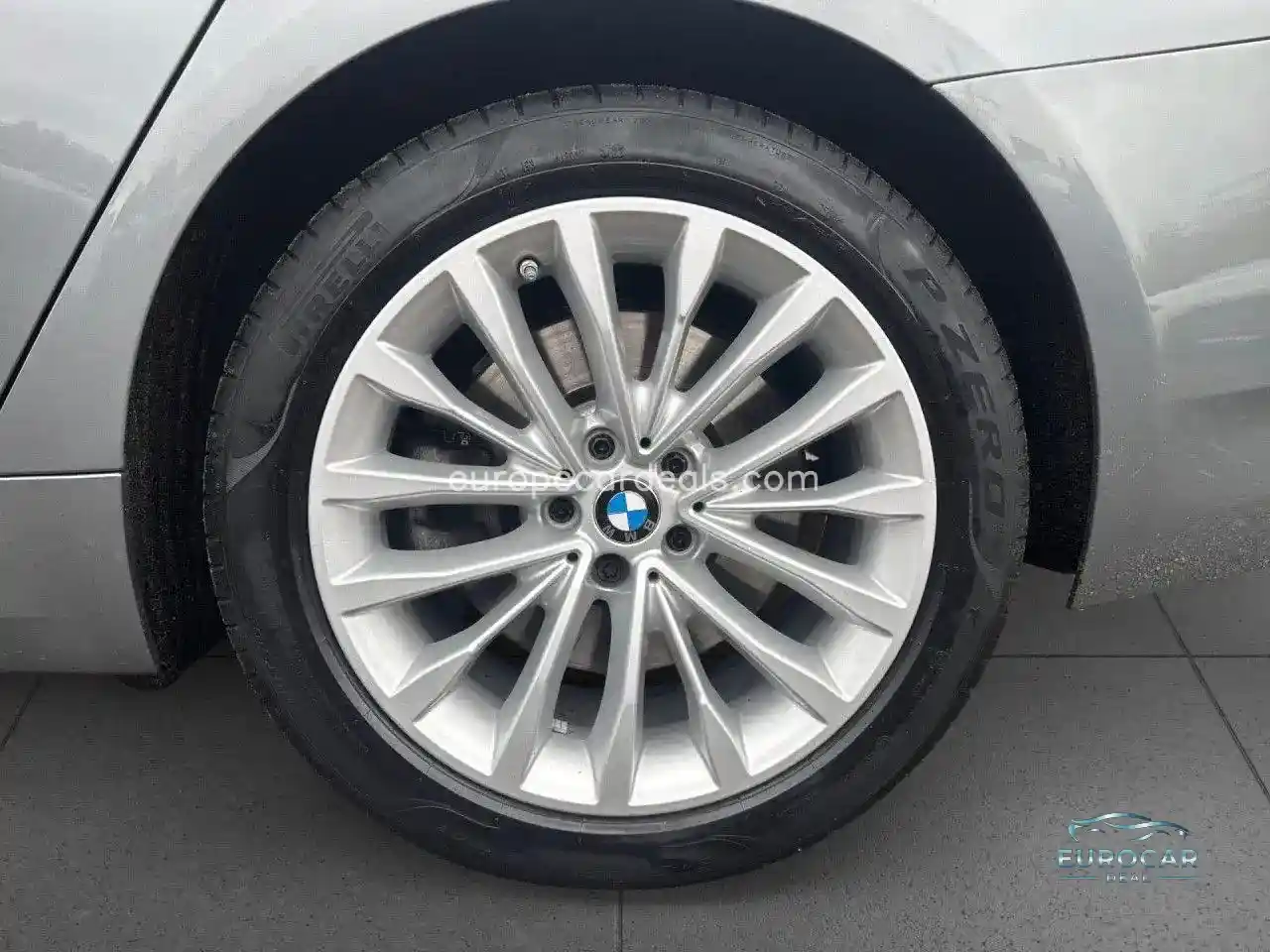 BMW 530