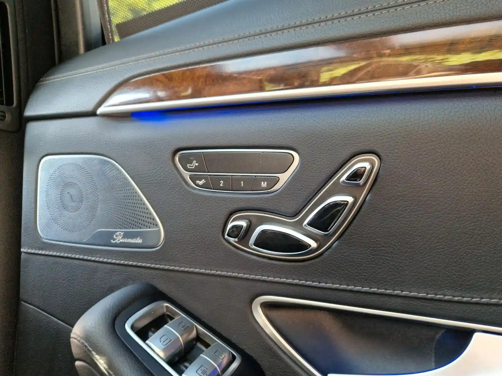 Mercedes-Benz S 500
