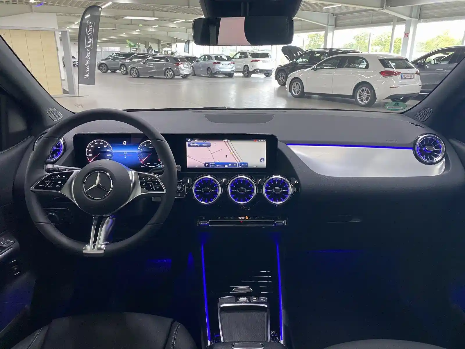 Mercedes-Benz B 200