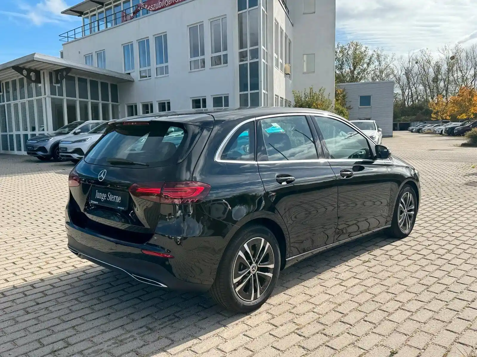 Mercedes-Benz B 200