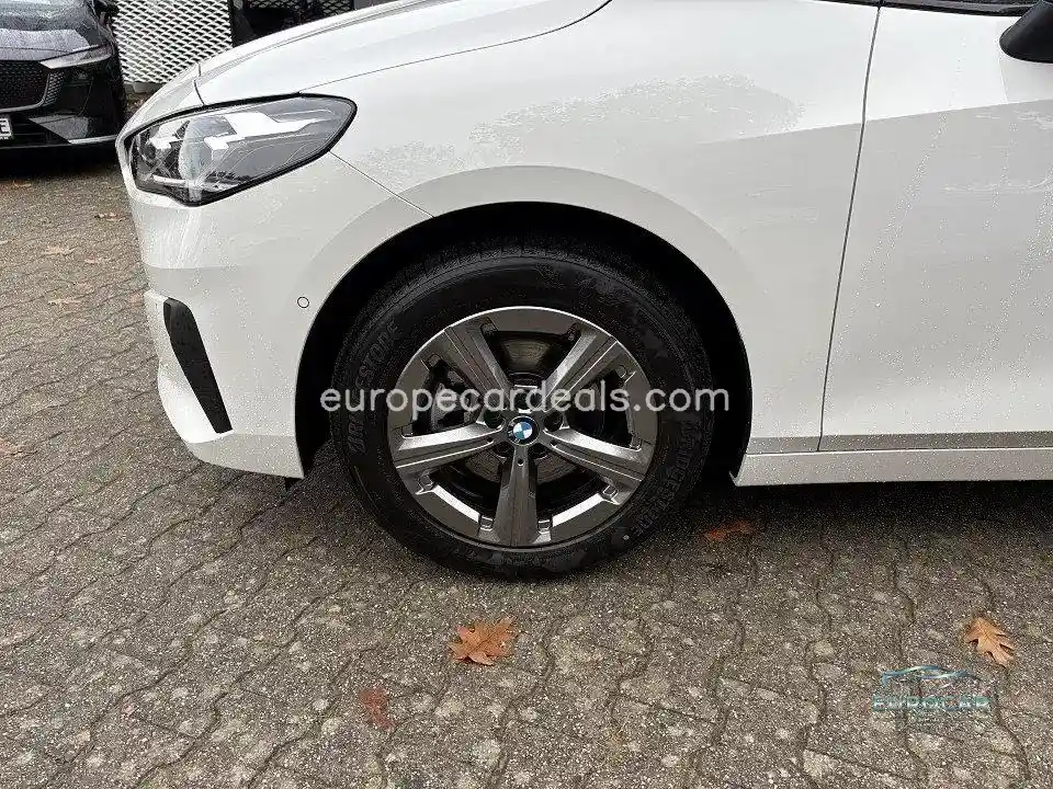 BMW 218