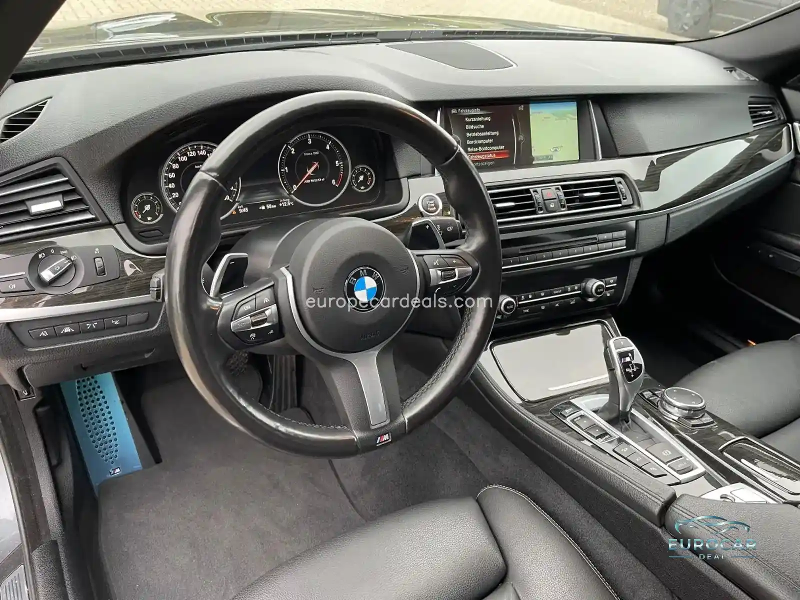 BMW M550