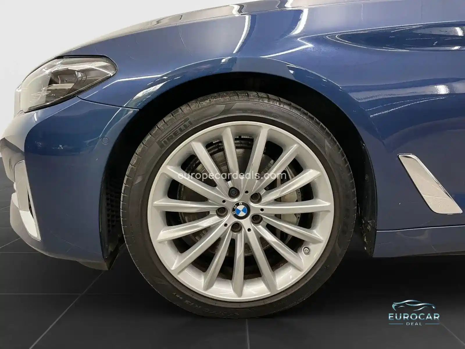 BMW 530
