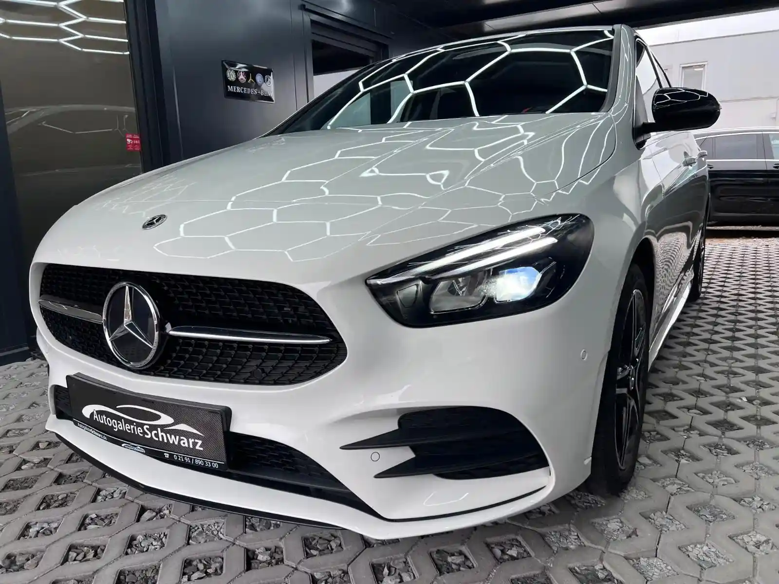 Mercedes-Benz B 250