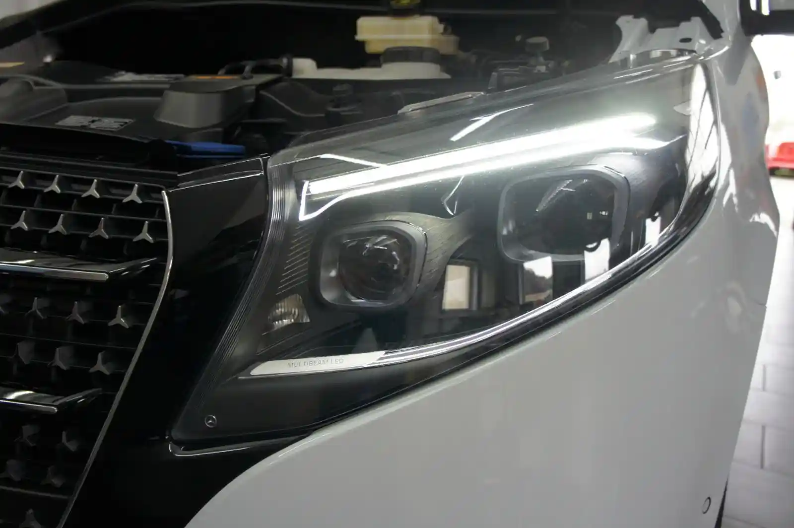 Mercedes-Benz V 300