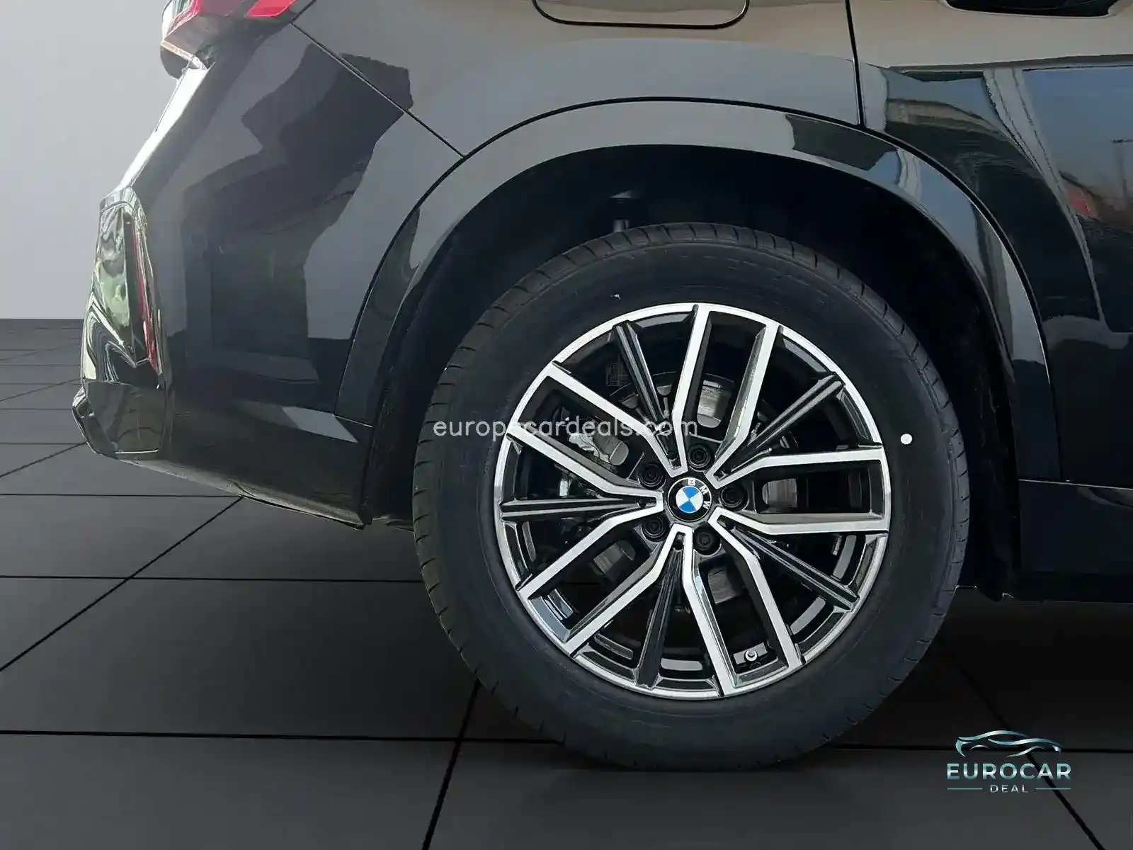 BMW iX1