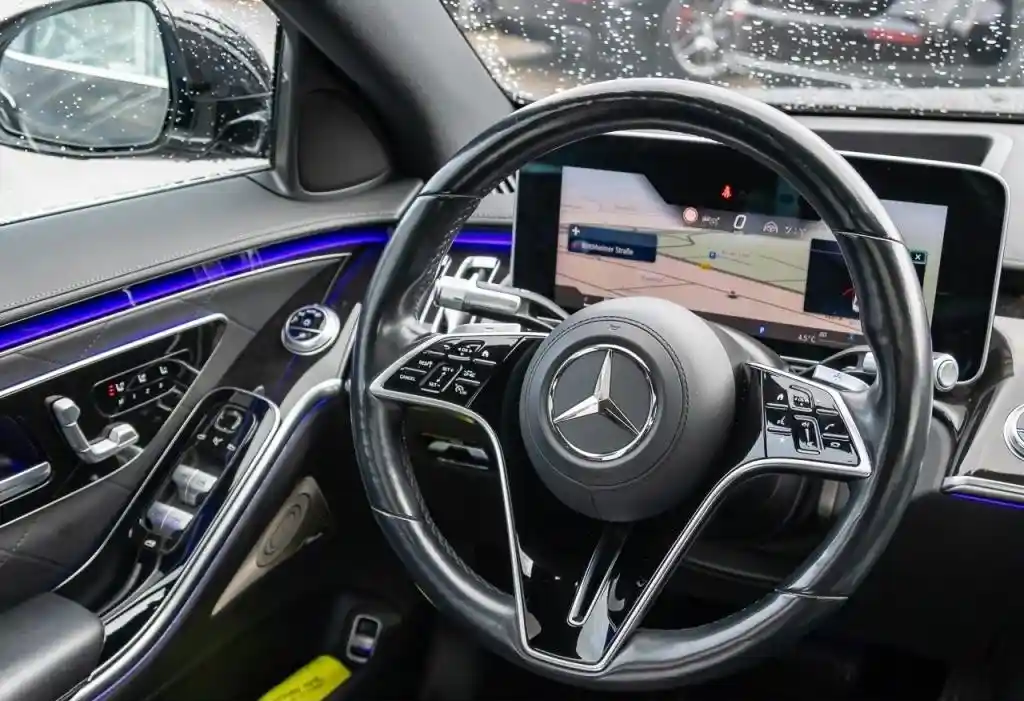 Mercedes-Benz S 400