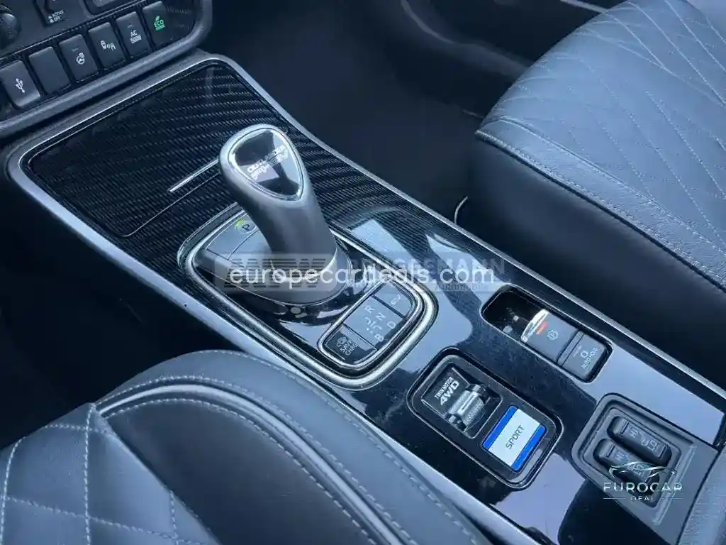 Mitsubishi Plug-in Hybrid Outlander