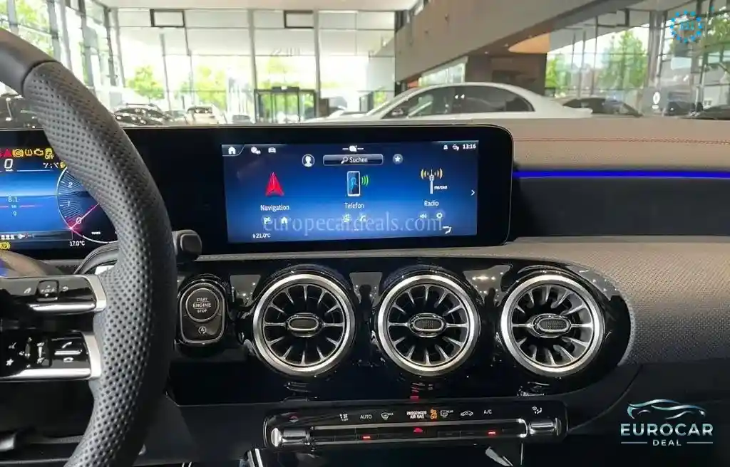 Mercedes-Benz CLA 220