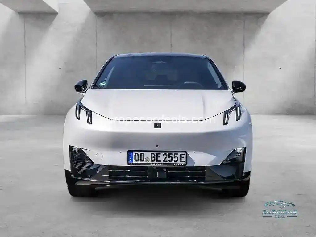 Lynk&Co 02