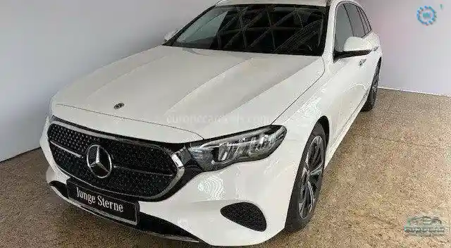 Mercedes-Benz E 300
