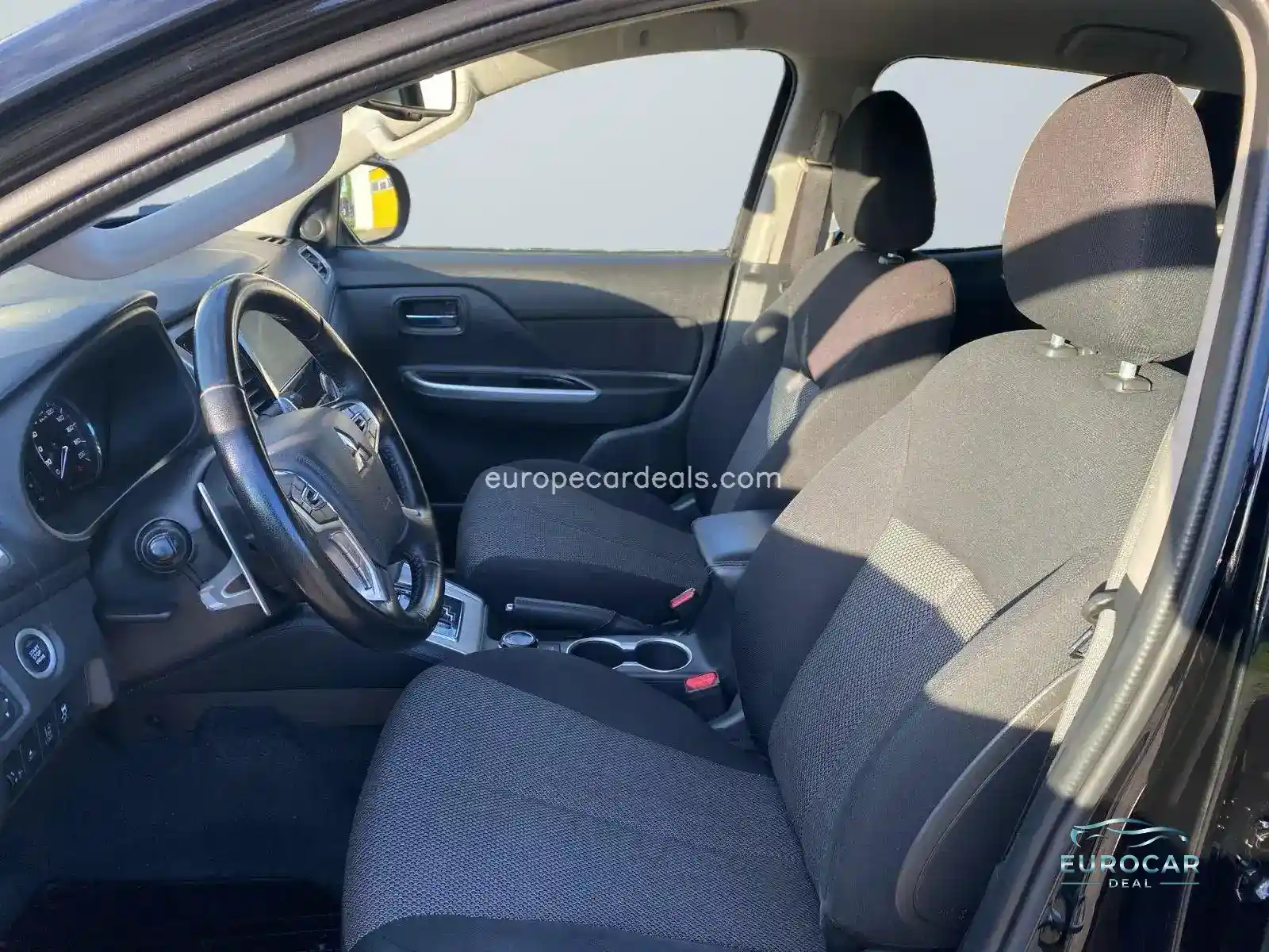 Mitsubishi L200
