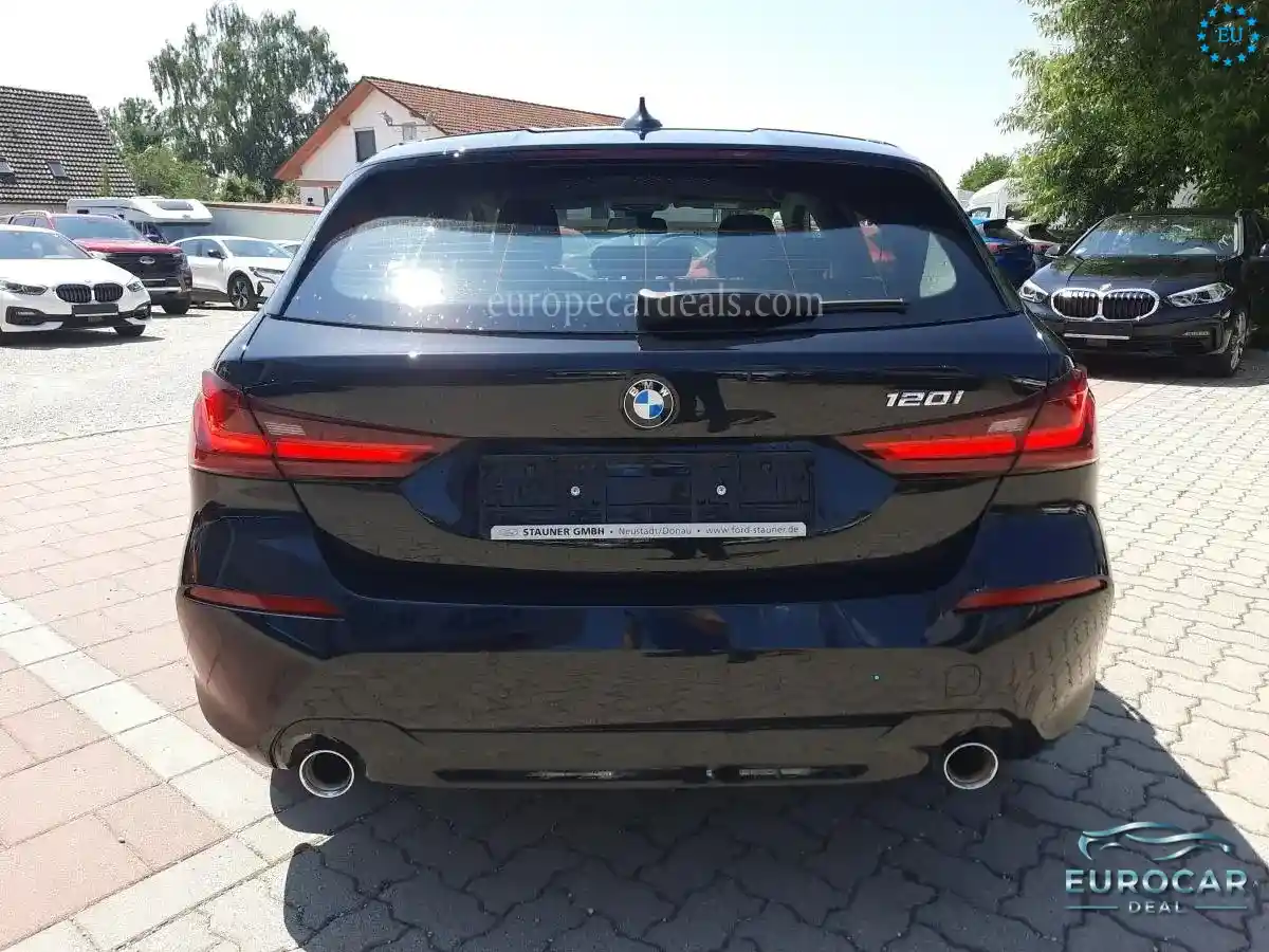 BMW 120
