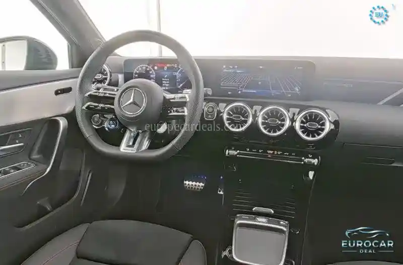 Mercedes-Benz A 35 AMG