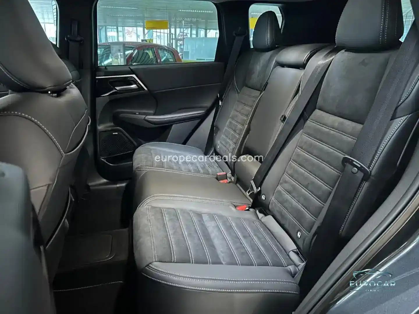 Mitsubishi Plug-in Hybrid Outlander