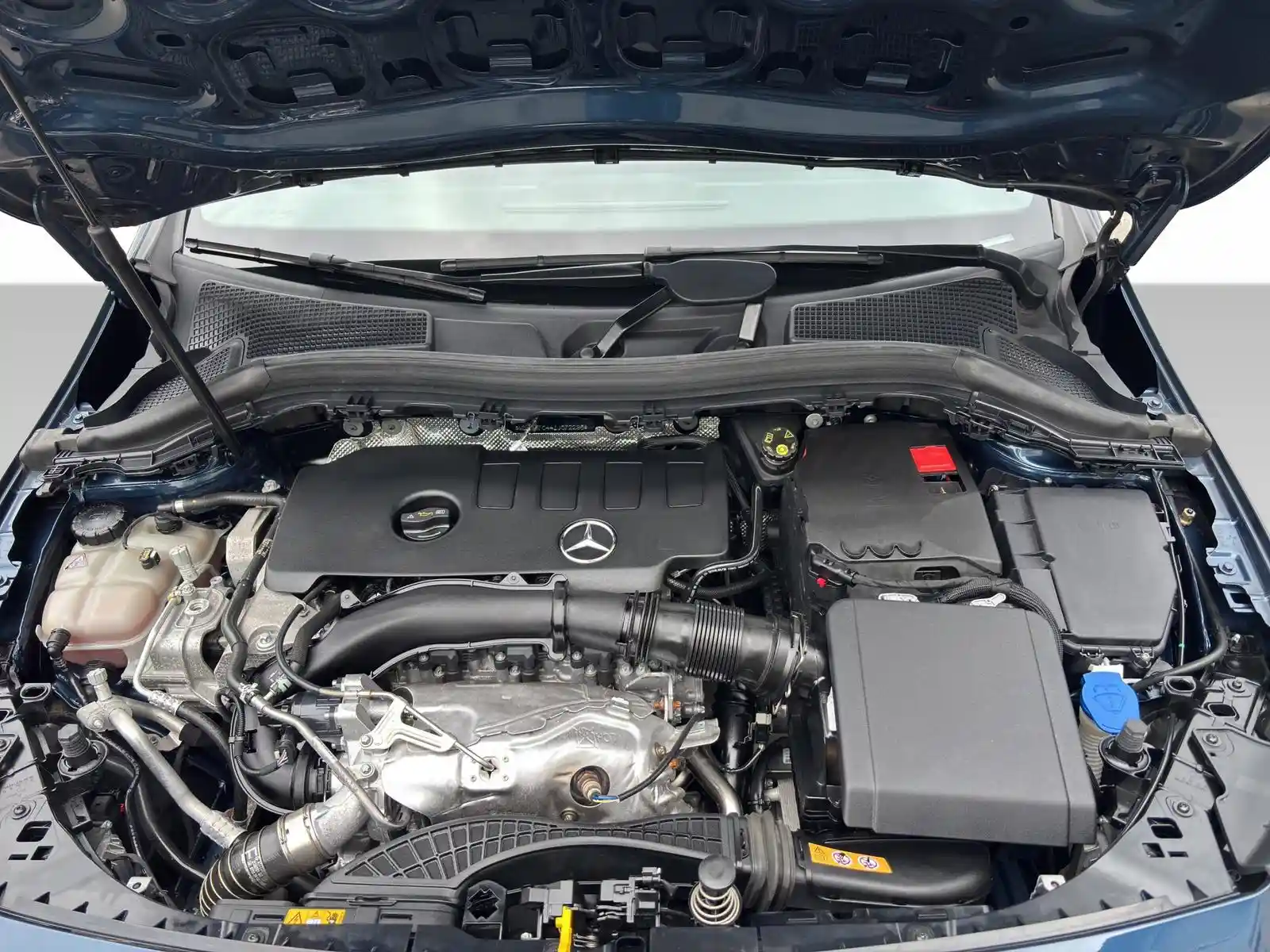 Mercedes-Benz B 220