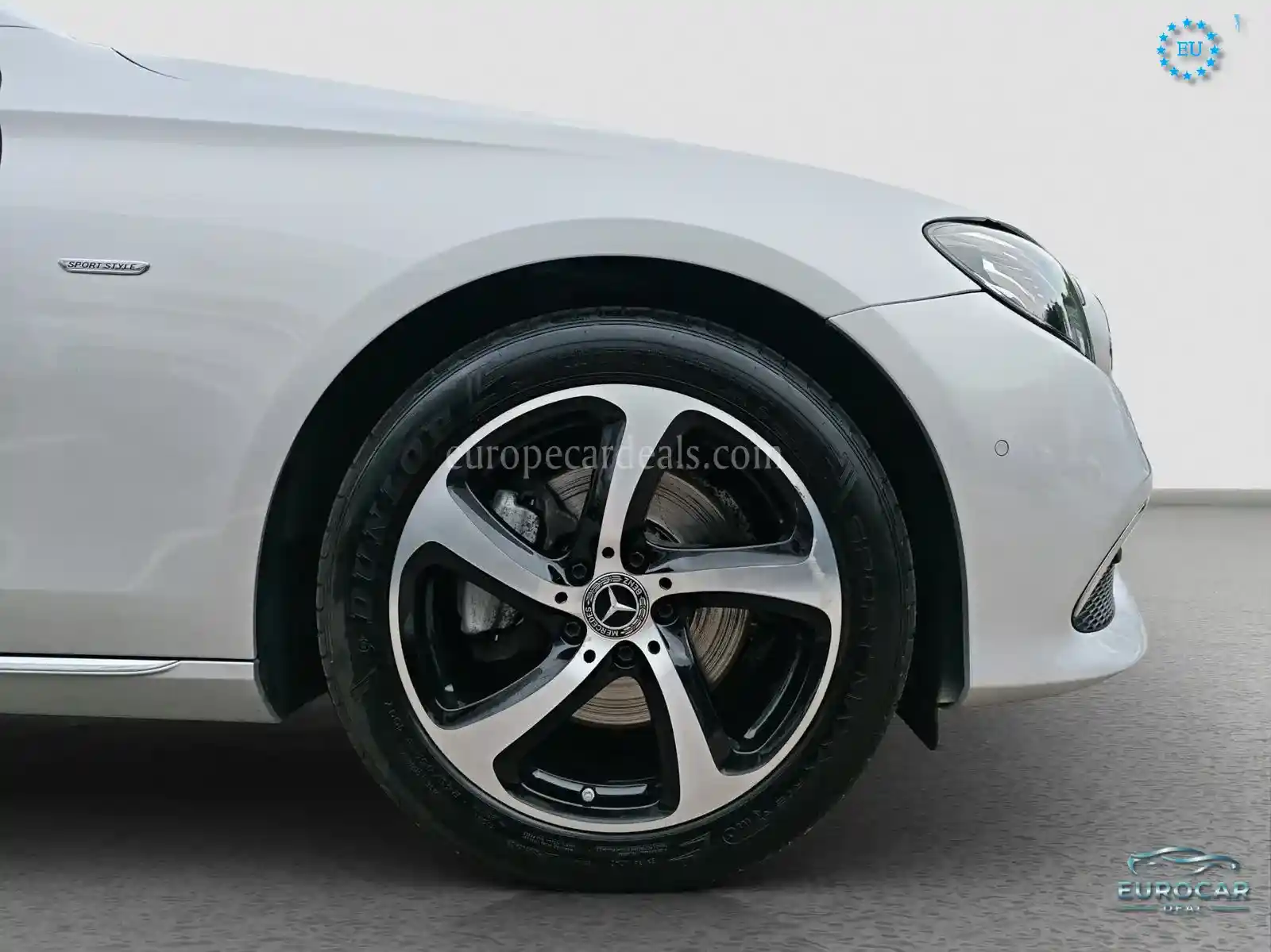 Mercedes-Benz E 200