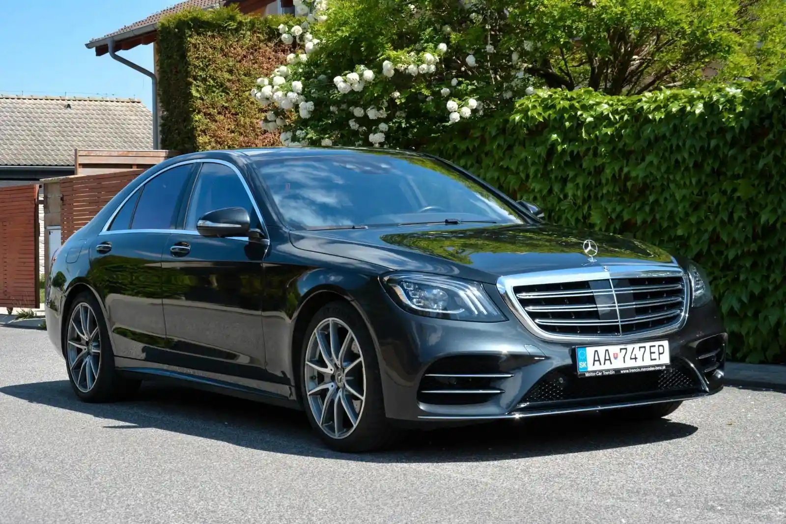 Mercedes-Benz S 560