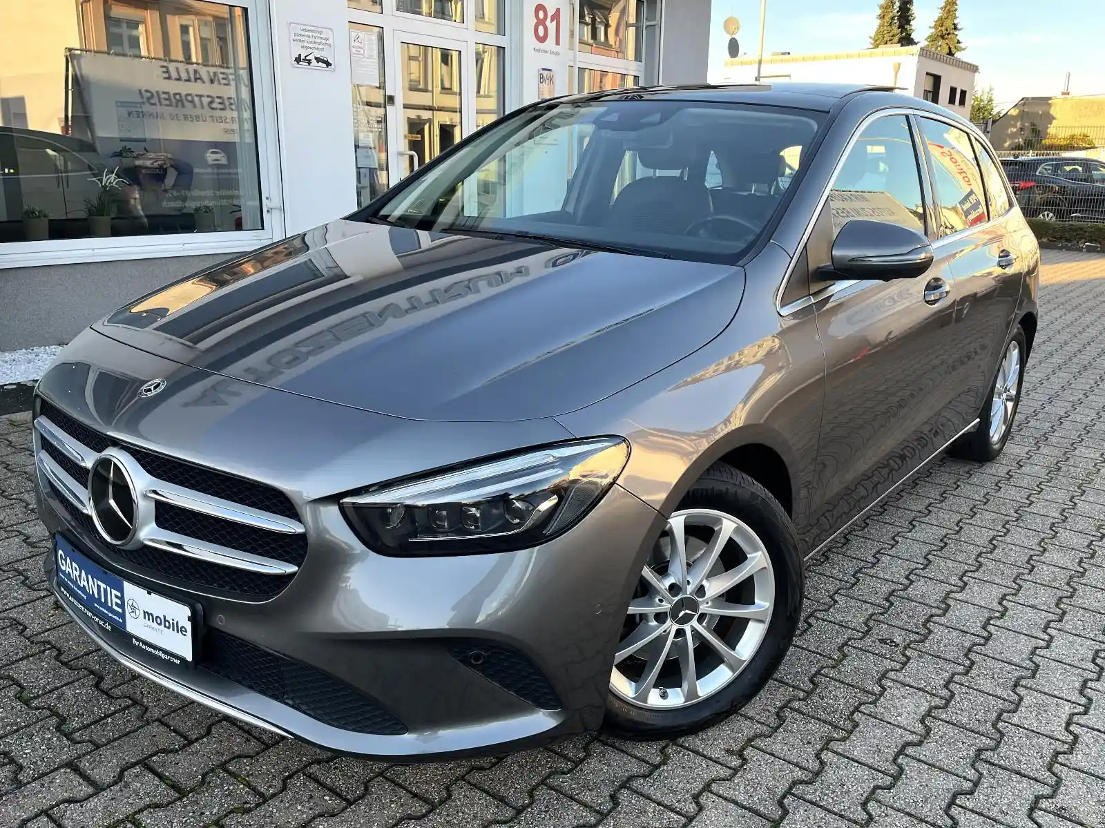Mercedes-Benz B 200