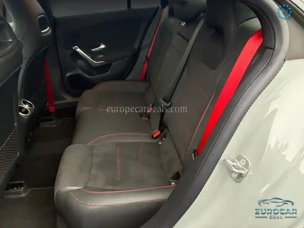 Mercedes-Benz CLA 35 AMG