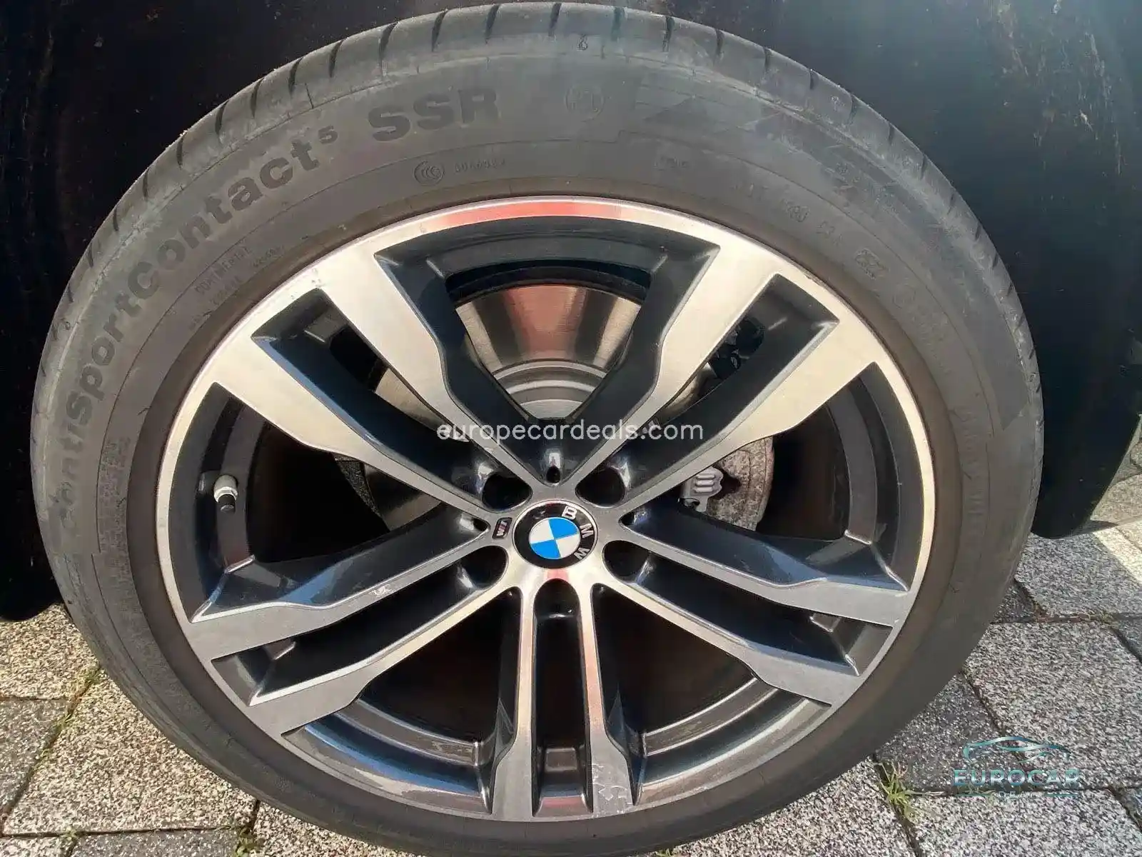 BMW X5 M50