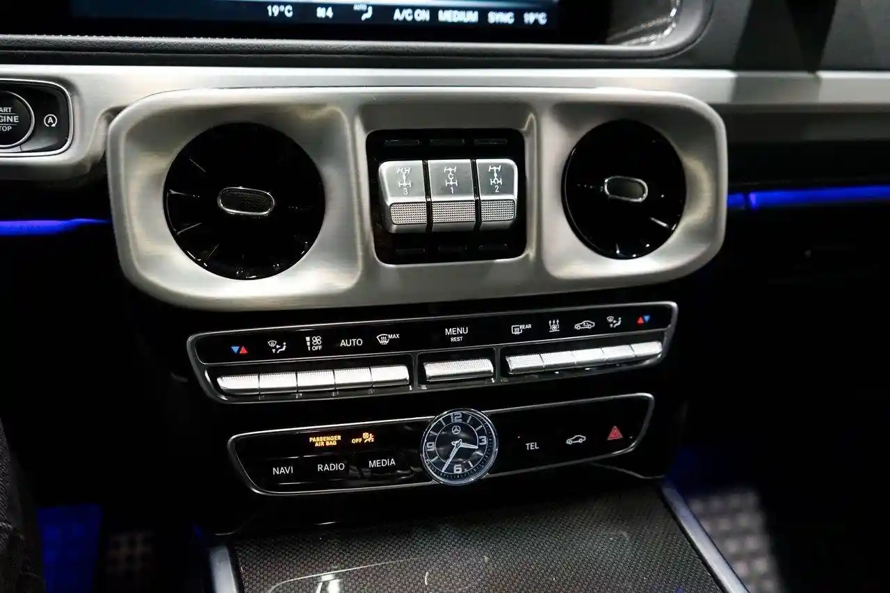 Mercedes-Benz G 500