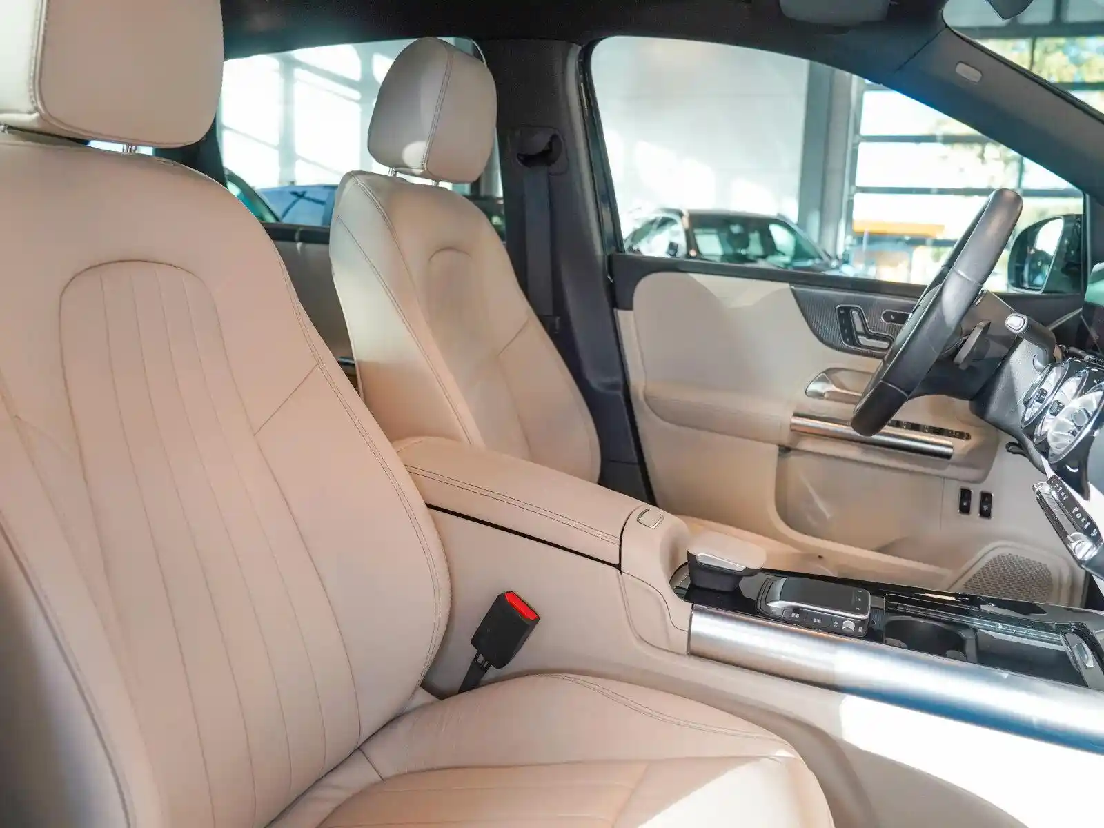 Mercedes-Benz B 250