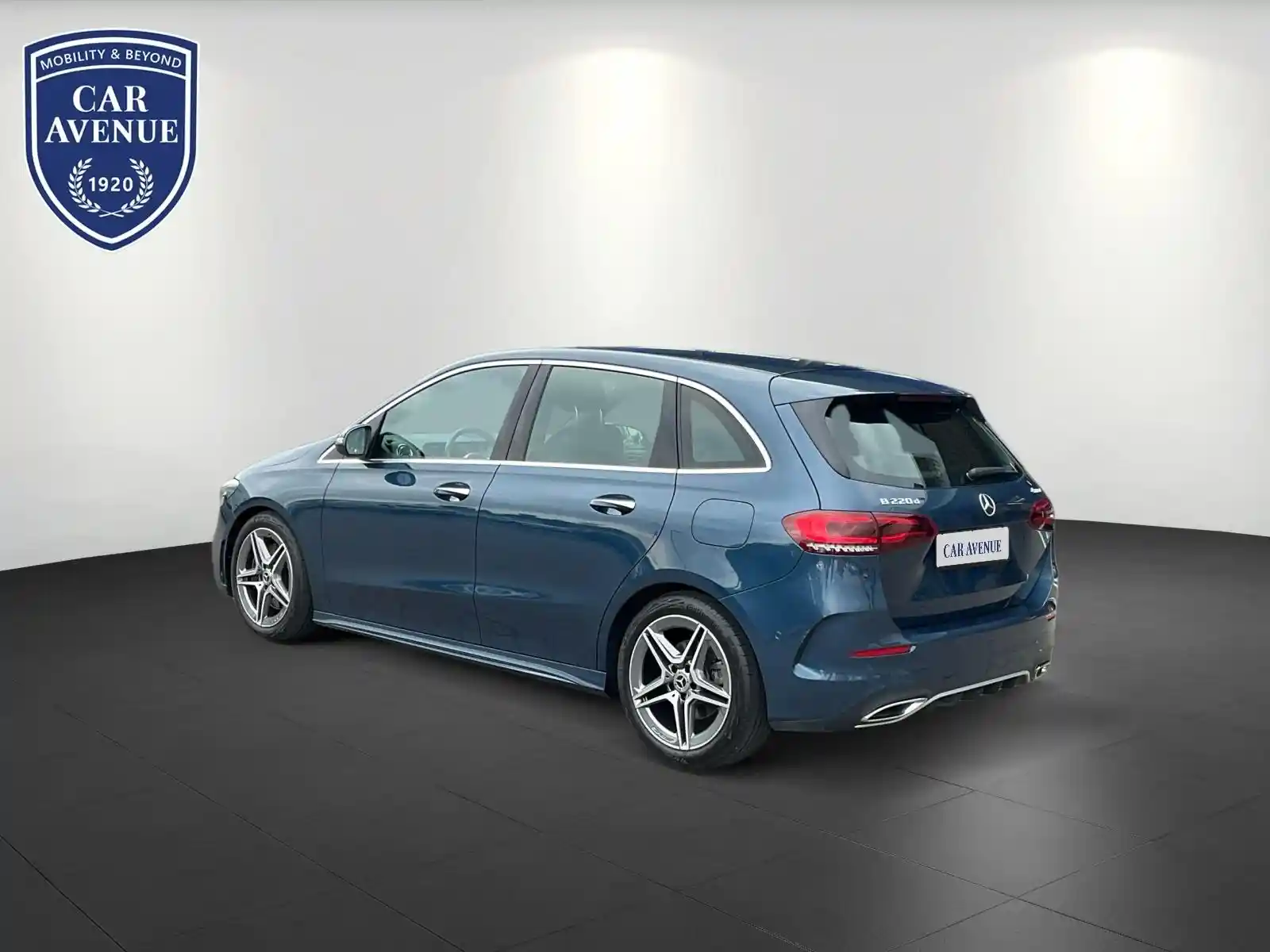 Mercedes-Benz B 220