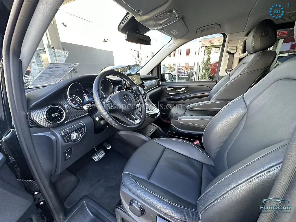 Mercedes-Benz V 220