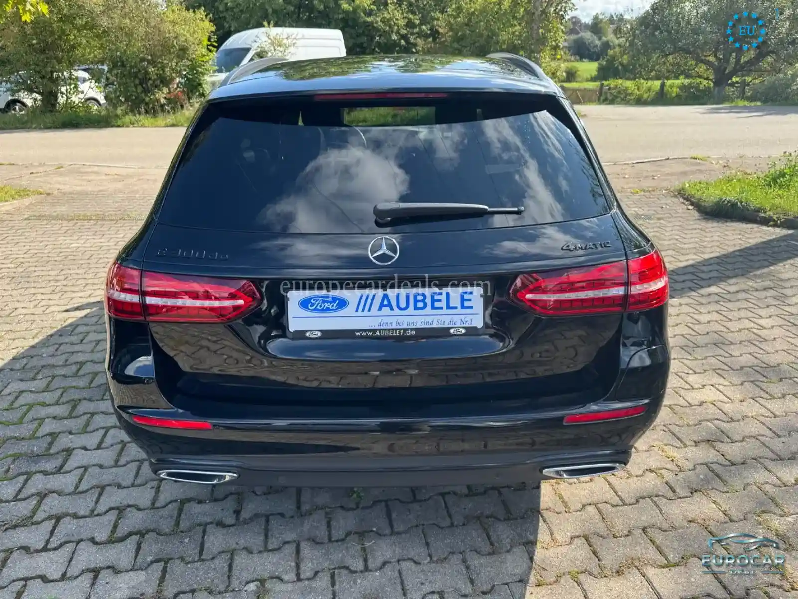Mercedes-Benz E 300