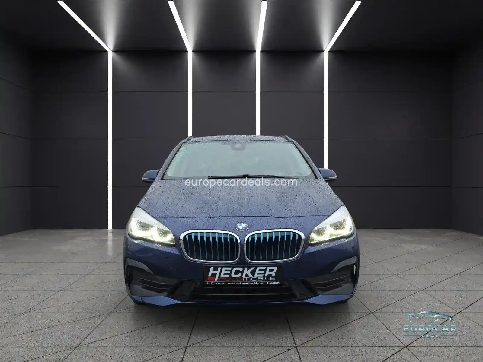 BMW 225