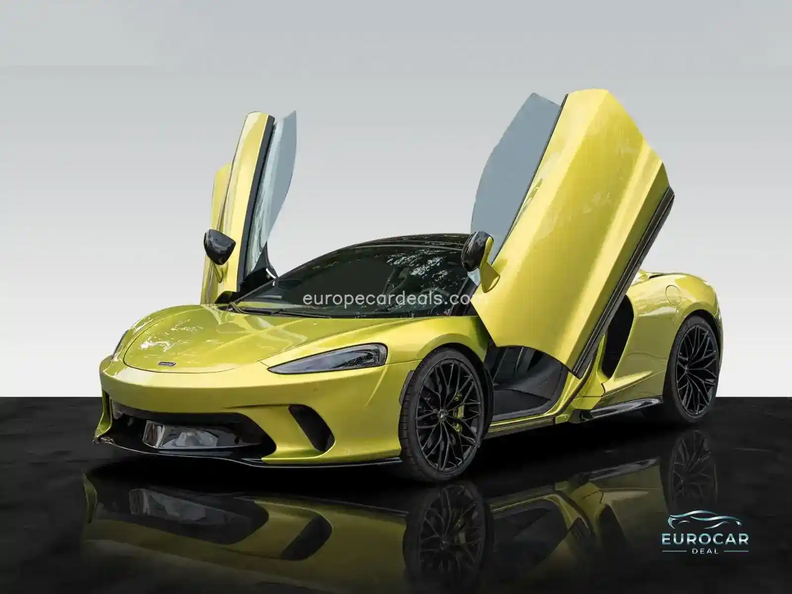 McLaren GT