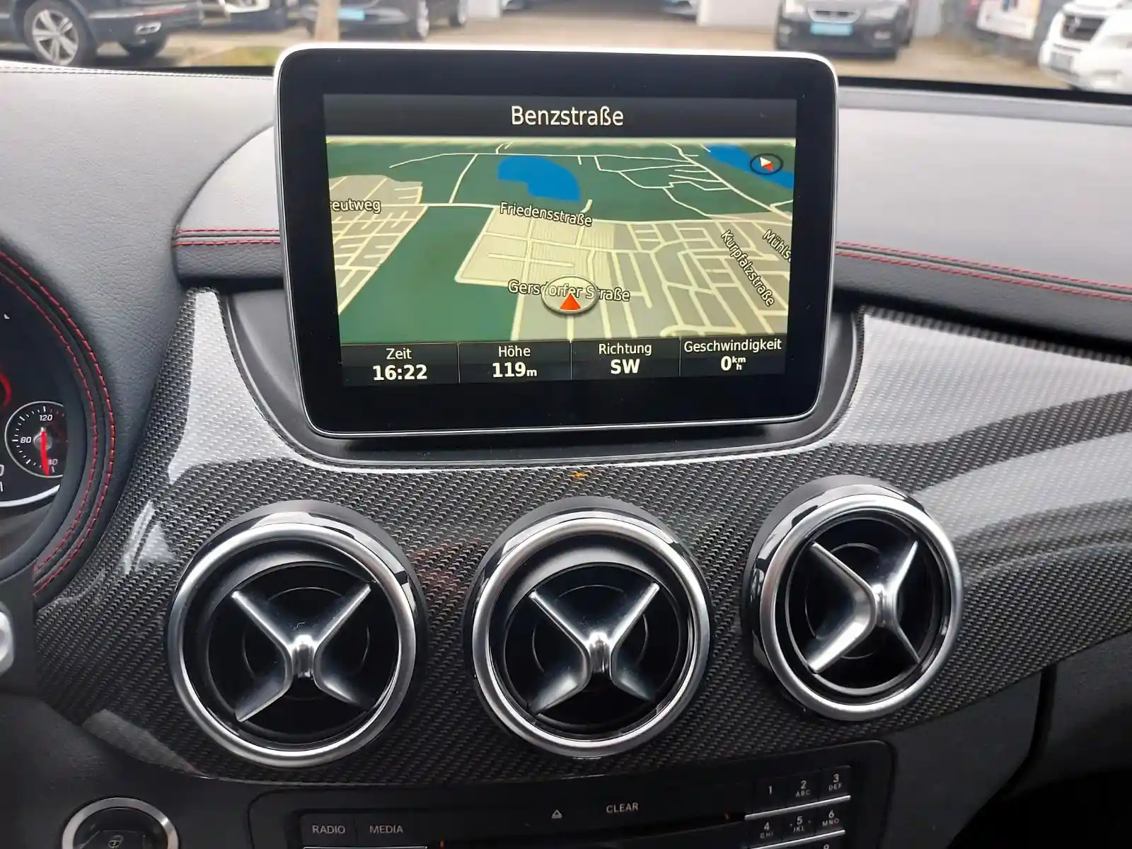 Mercedes-Benz B 250