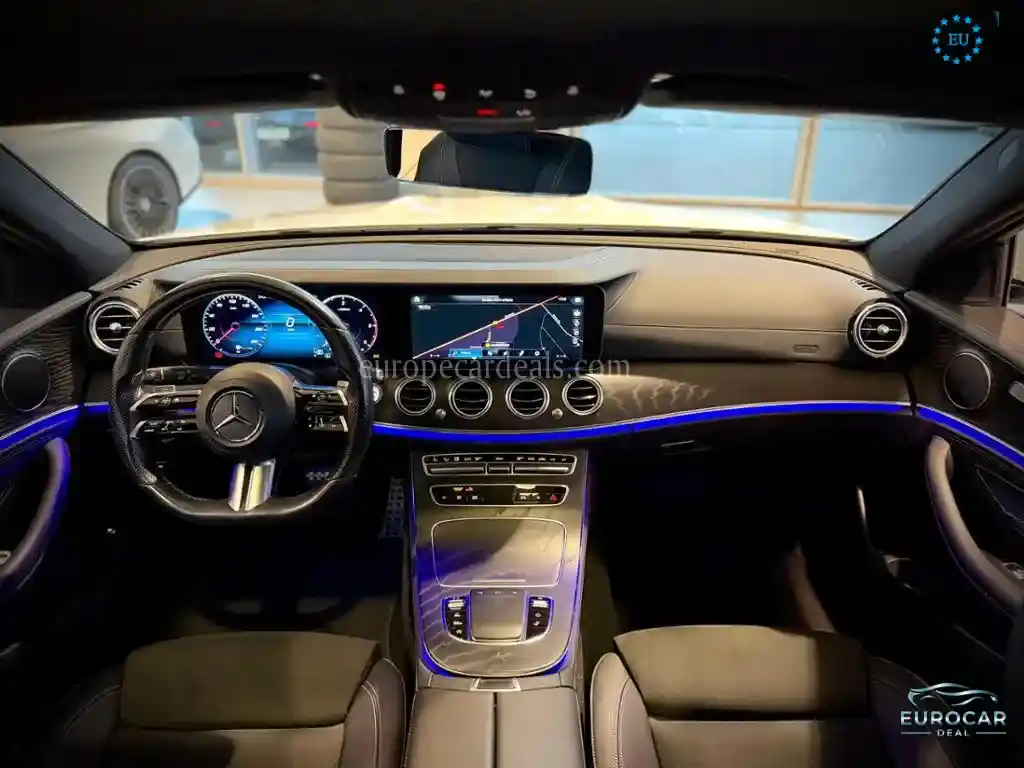 Mercedes-Benz E 220
