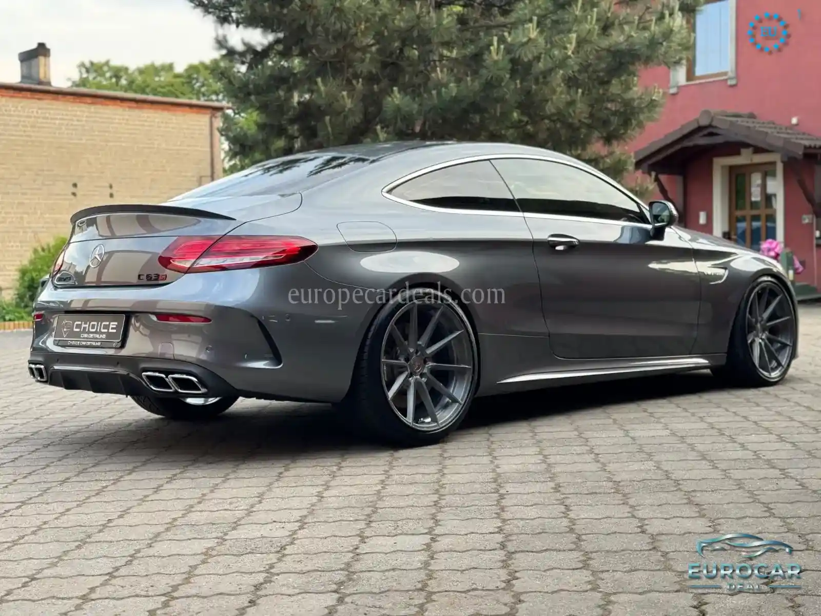 Mercedes-Benz C 63 AMG