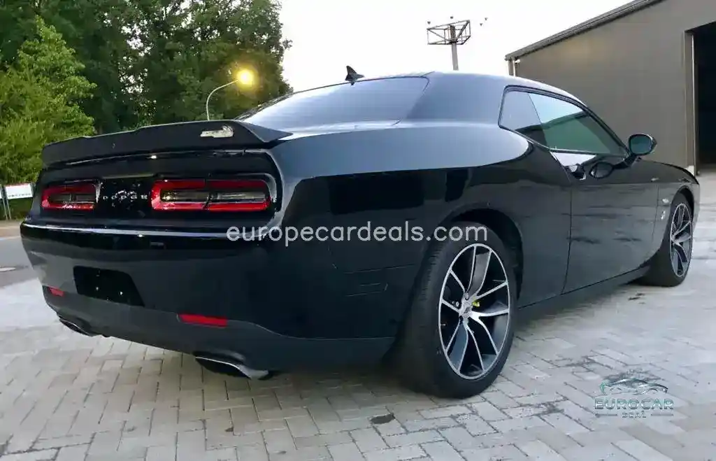 Dodge Challenger