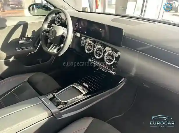 Mercedes-Benz A 35 AMG