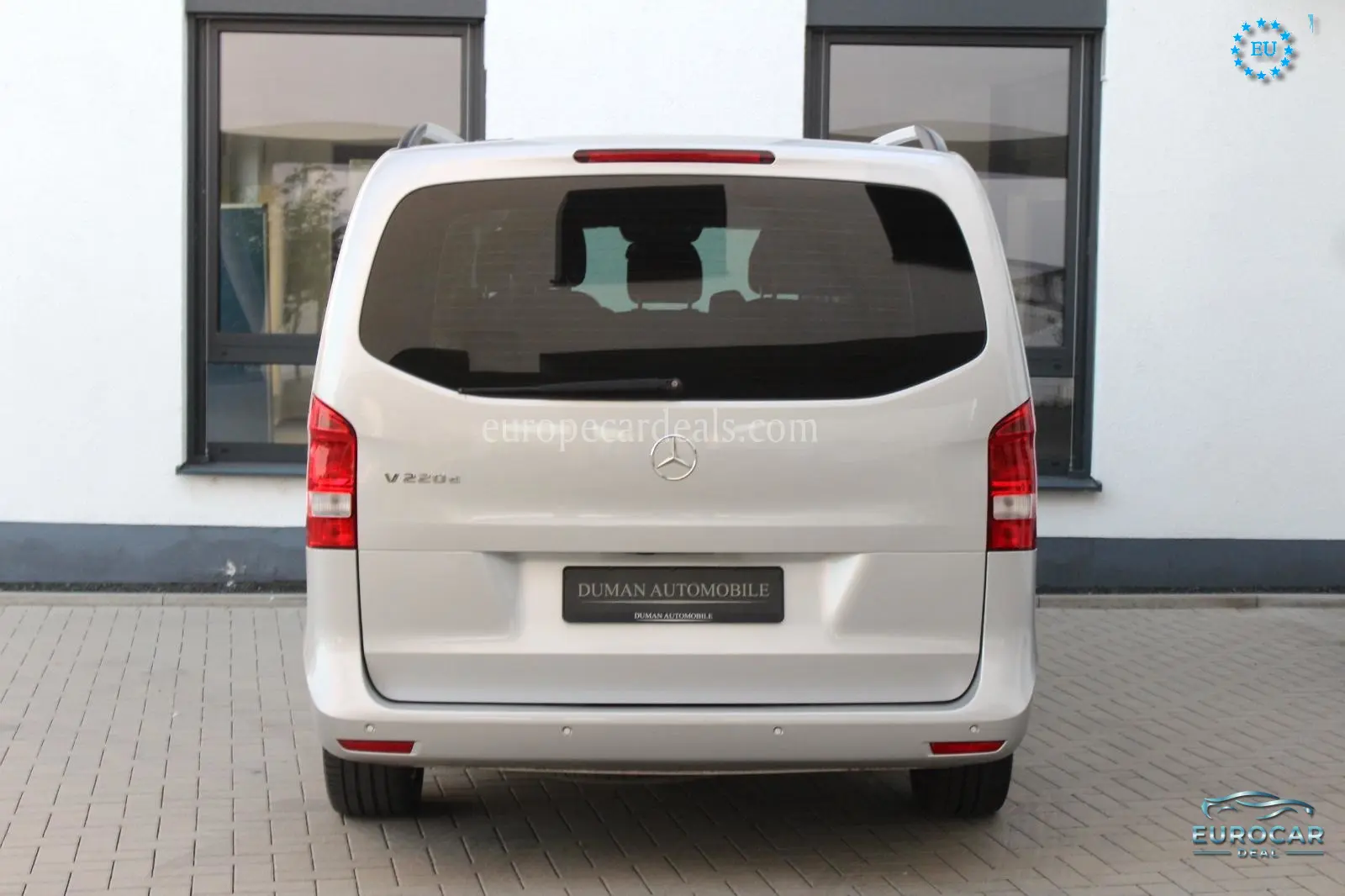 Mercedes-Benz V 220