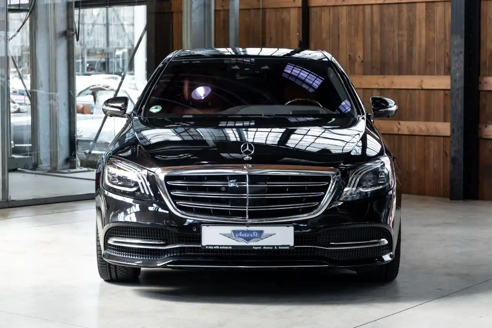 Mercedes-Benz S 560