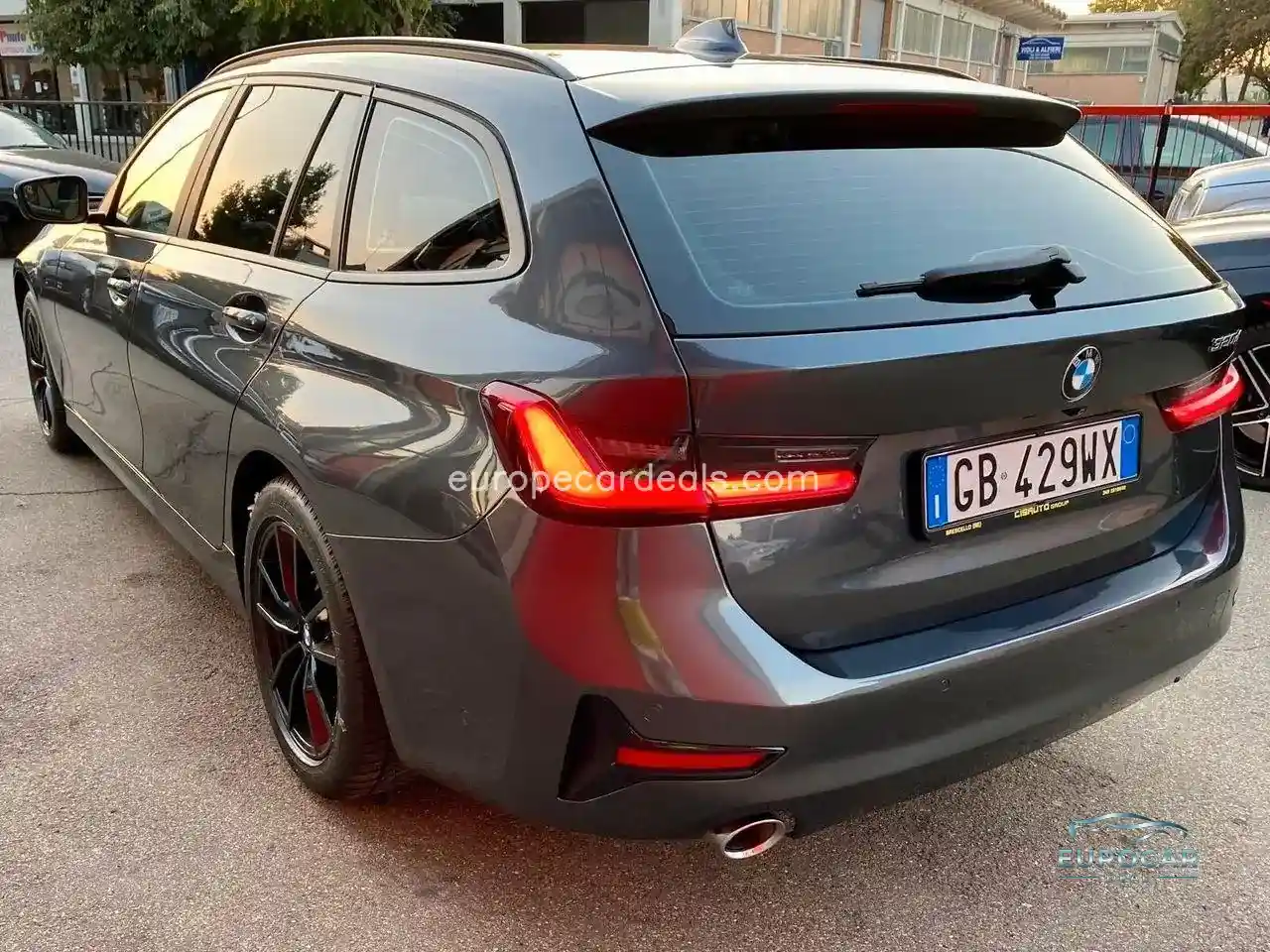 BMW 320