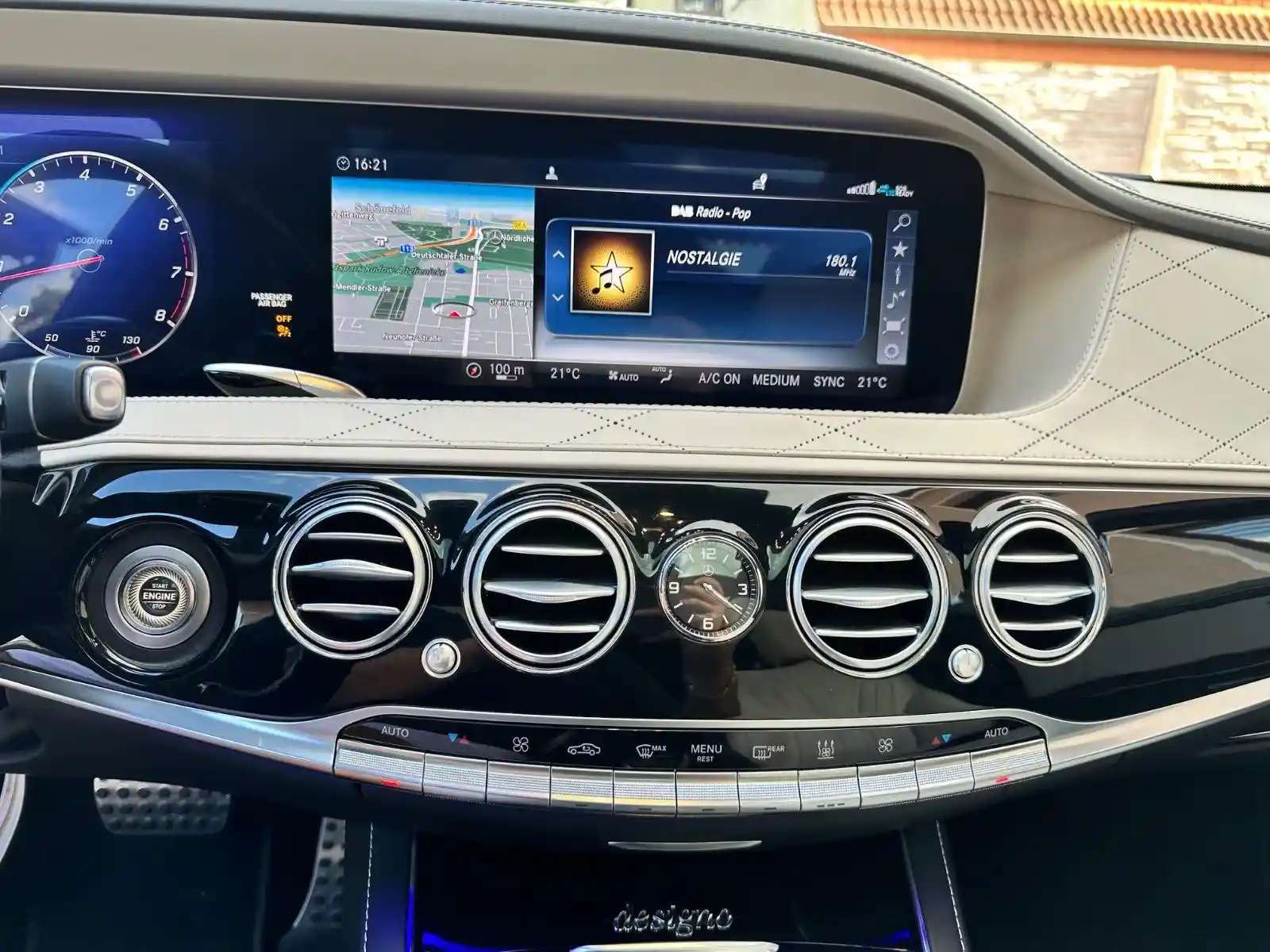 Mercedes-Benz S 560