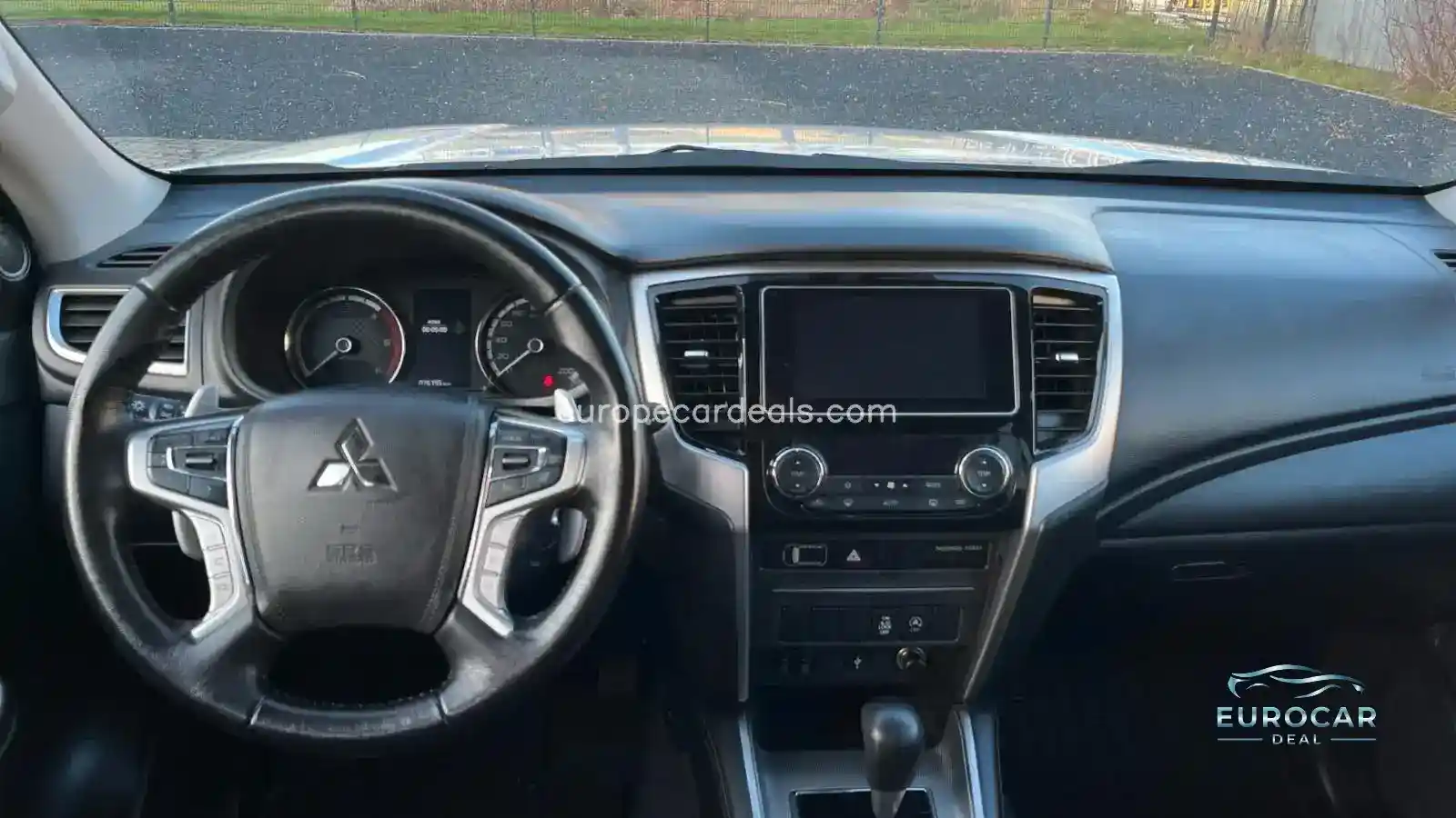 Mitsubishi L200