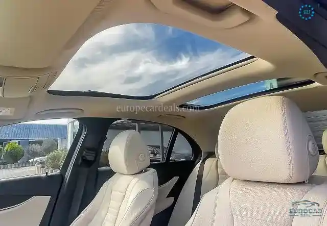 Mercedes-Benz E 400