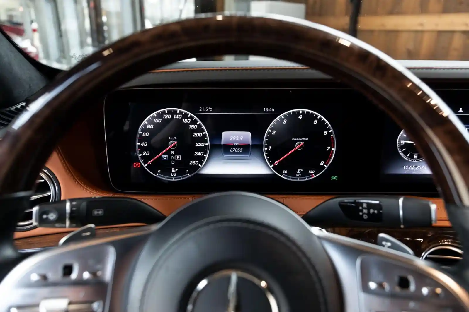 Mercedes-Benz S 560