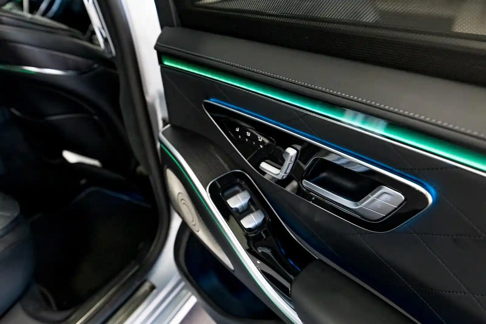 Mercedes-Benz S 500