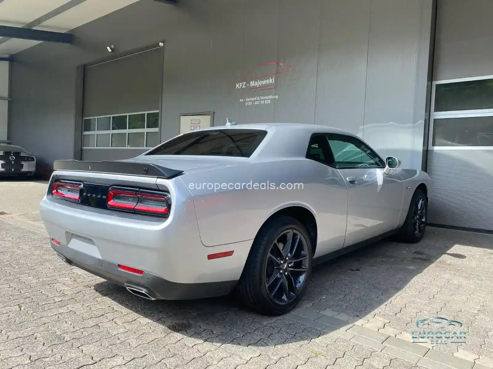 Dodge Challenger