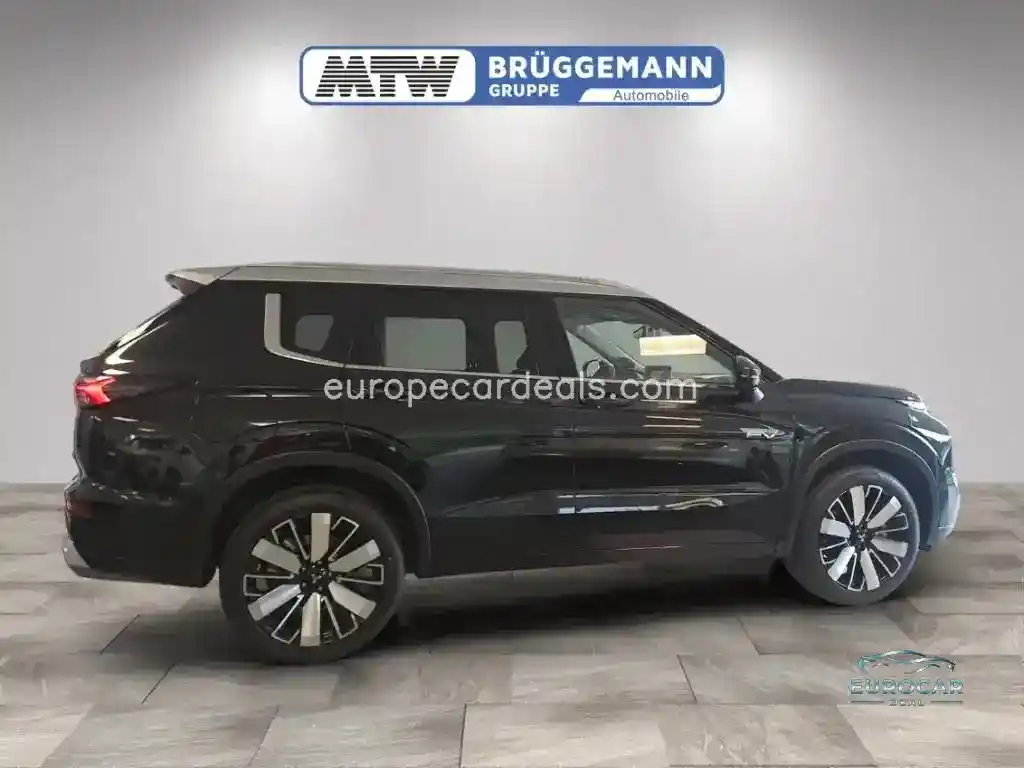 Mitsubishi Plug-in Hybrid Outlander