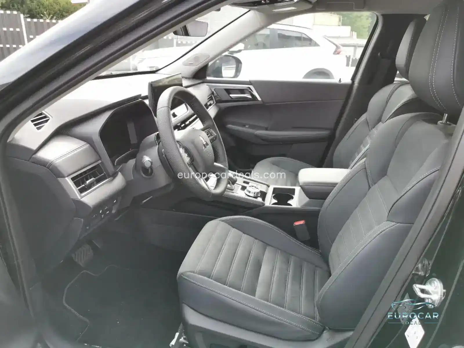 Mitsubishi Plug-in Hybrid Outlander