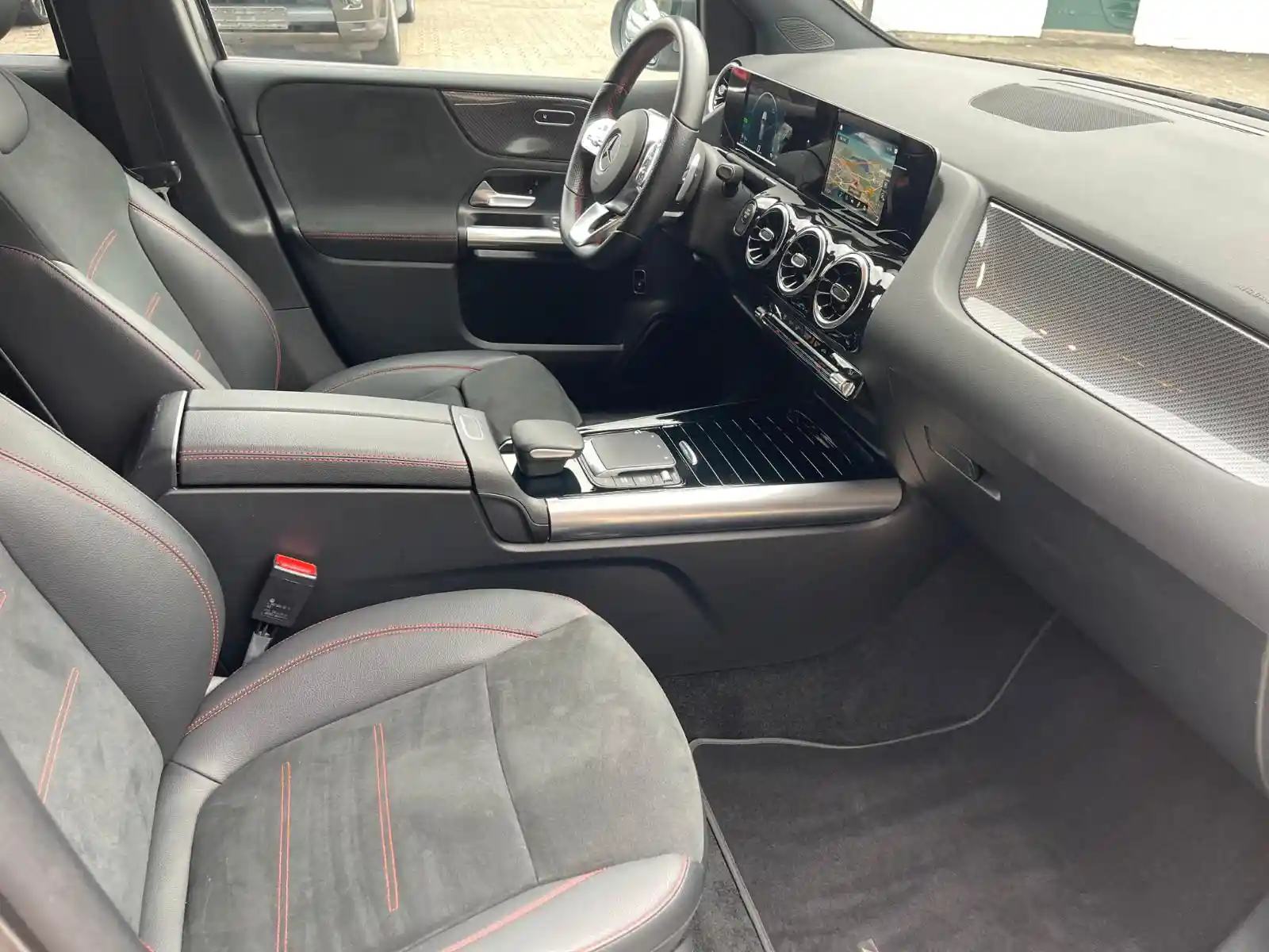Mercedes-Benz B 250