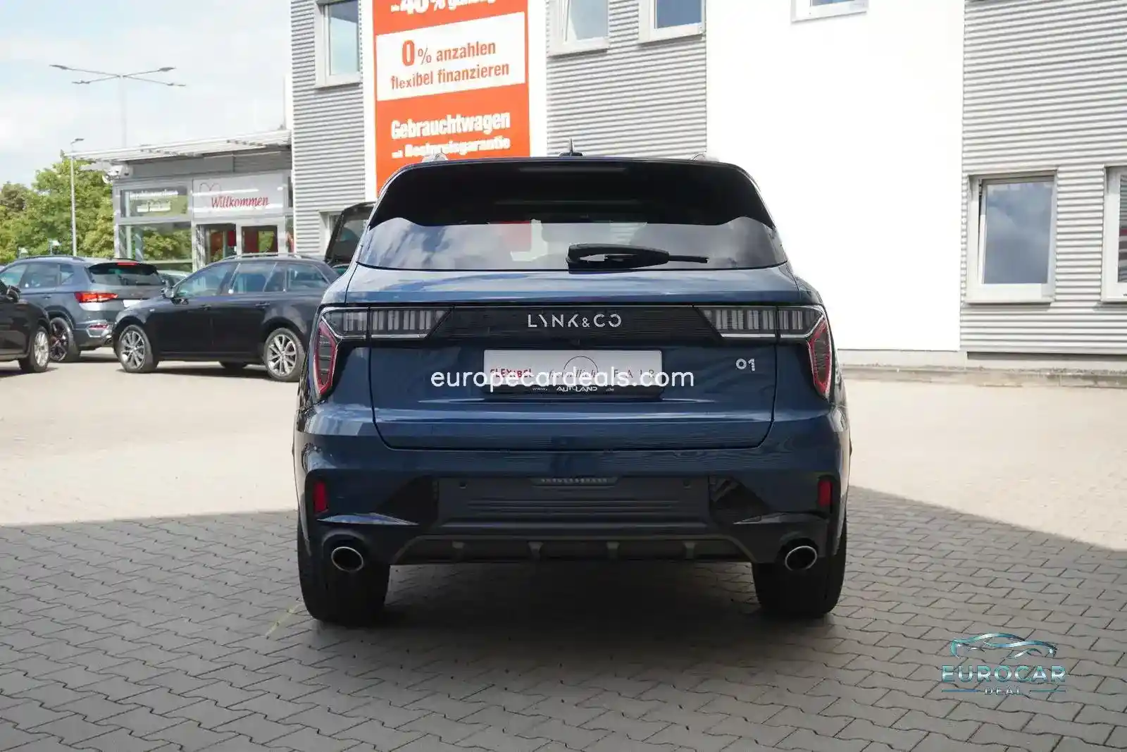 Lynk&Co 01